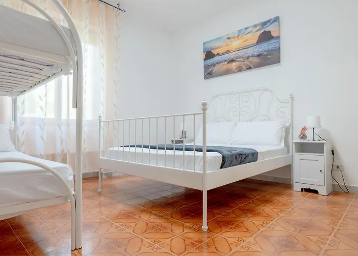 Guest house Baia - Sea